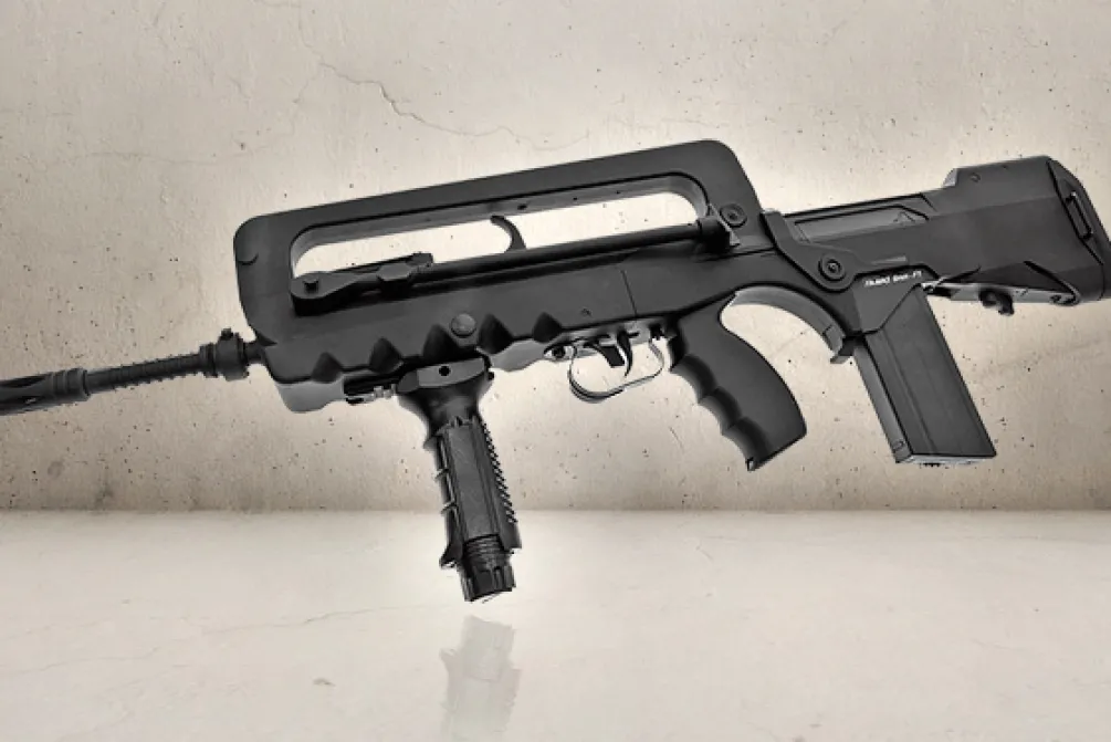 Rodes Famas F1 EVO AEG Udstilling – M115 Clearance